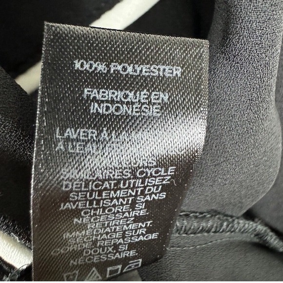 Express The Portofino Shirt Black White Piping Button Up Blouse‎ S Preppy 48-0 - Picture 10 of 12